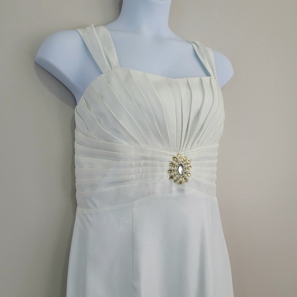 TERRAMINA Size 12 Sleeveless Ivory Ruched Sheath Dress with Rhinestones NWT - Picture 9 of 9